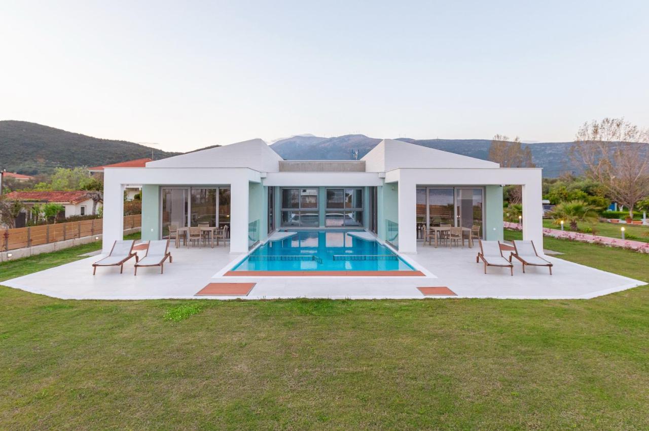 La Villa Del Mare - Nafpaktos Beach Buitenkant foto