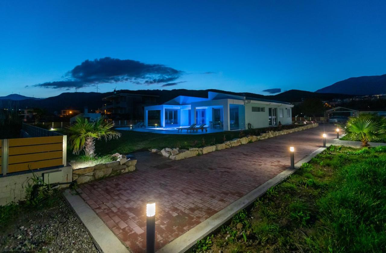 La Villa Del Mare - Nafpaktos Beach Buitenkant foto